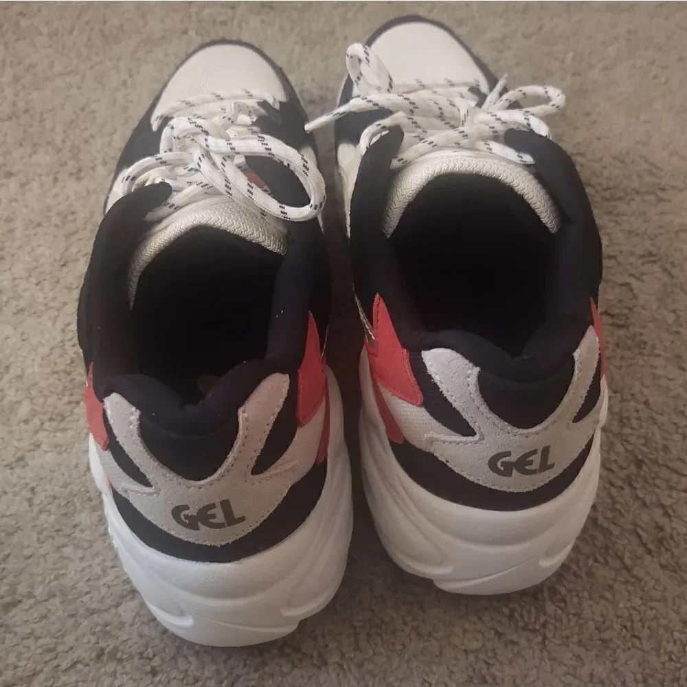 Asics Kyoto Gel BND Men's Size 9.5 White/Red/Black PRE-OWNED